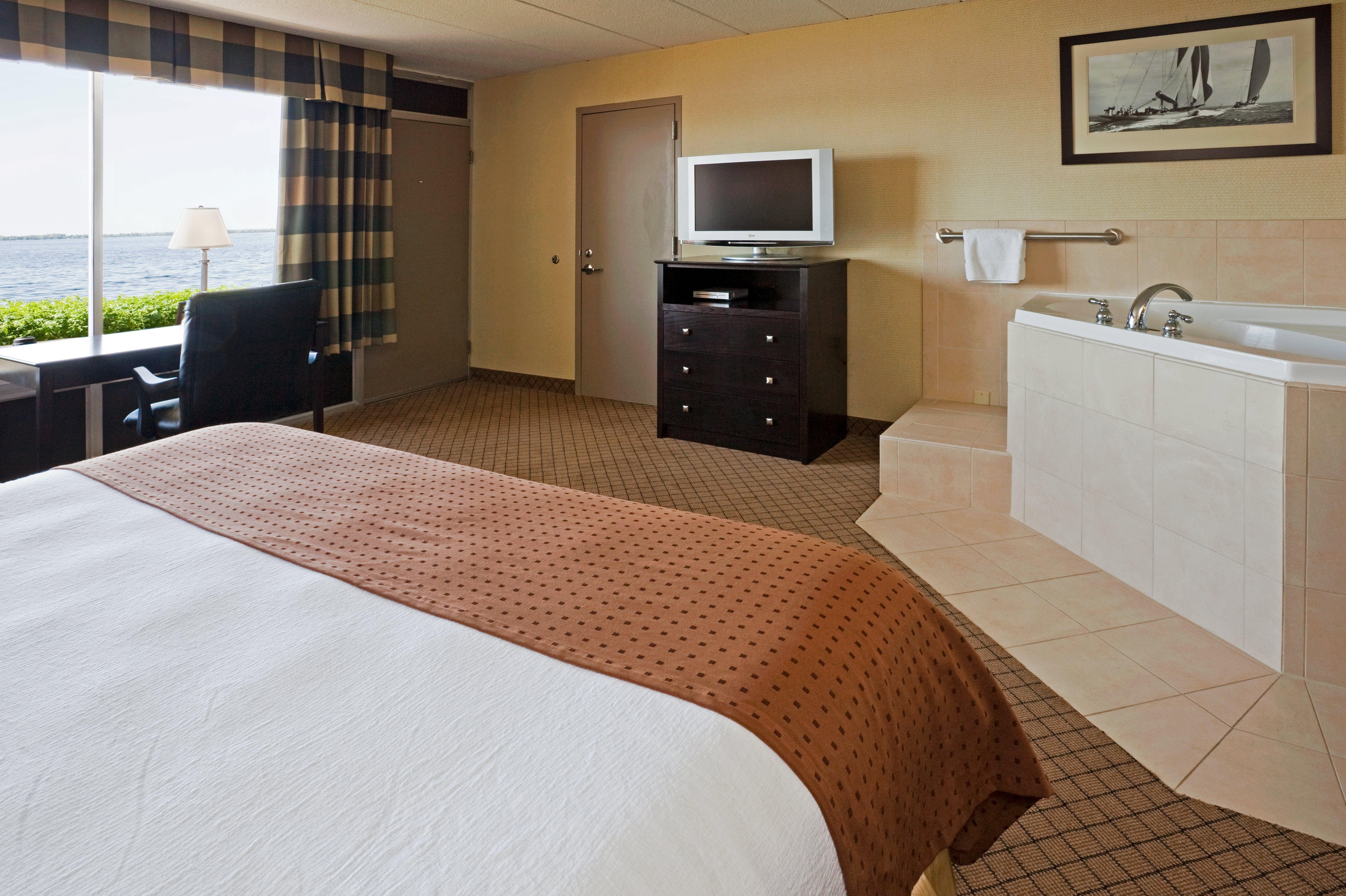 Holiday Inn Detroit Lakes By Ihg Екстериор снимка