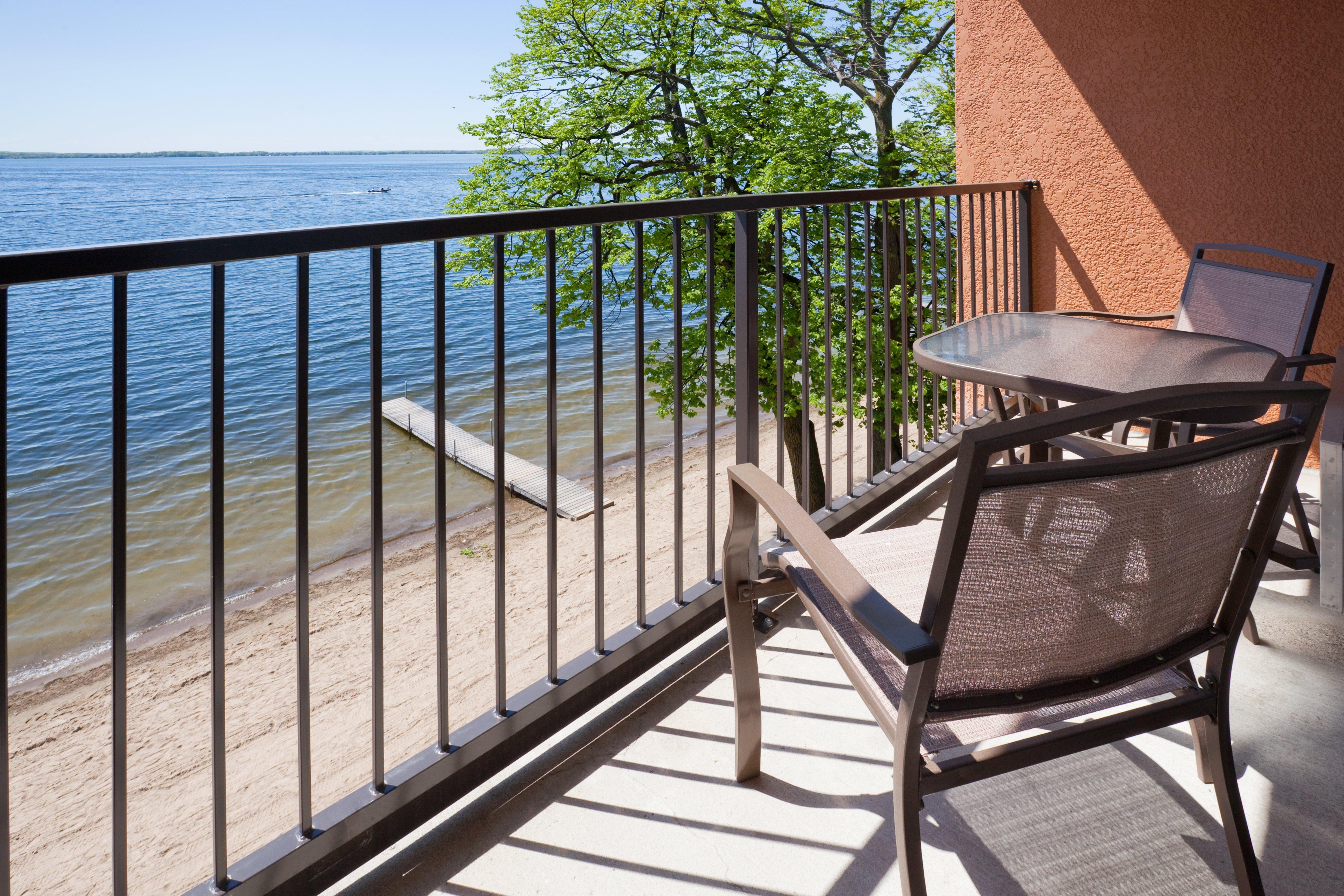 Holiday Inn Detroit Lakes By Ihg Екстериор снимка
