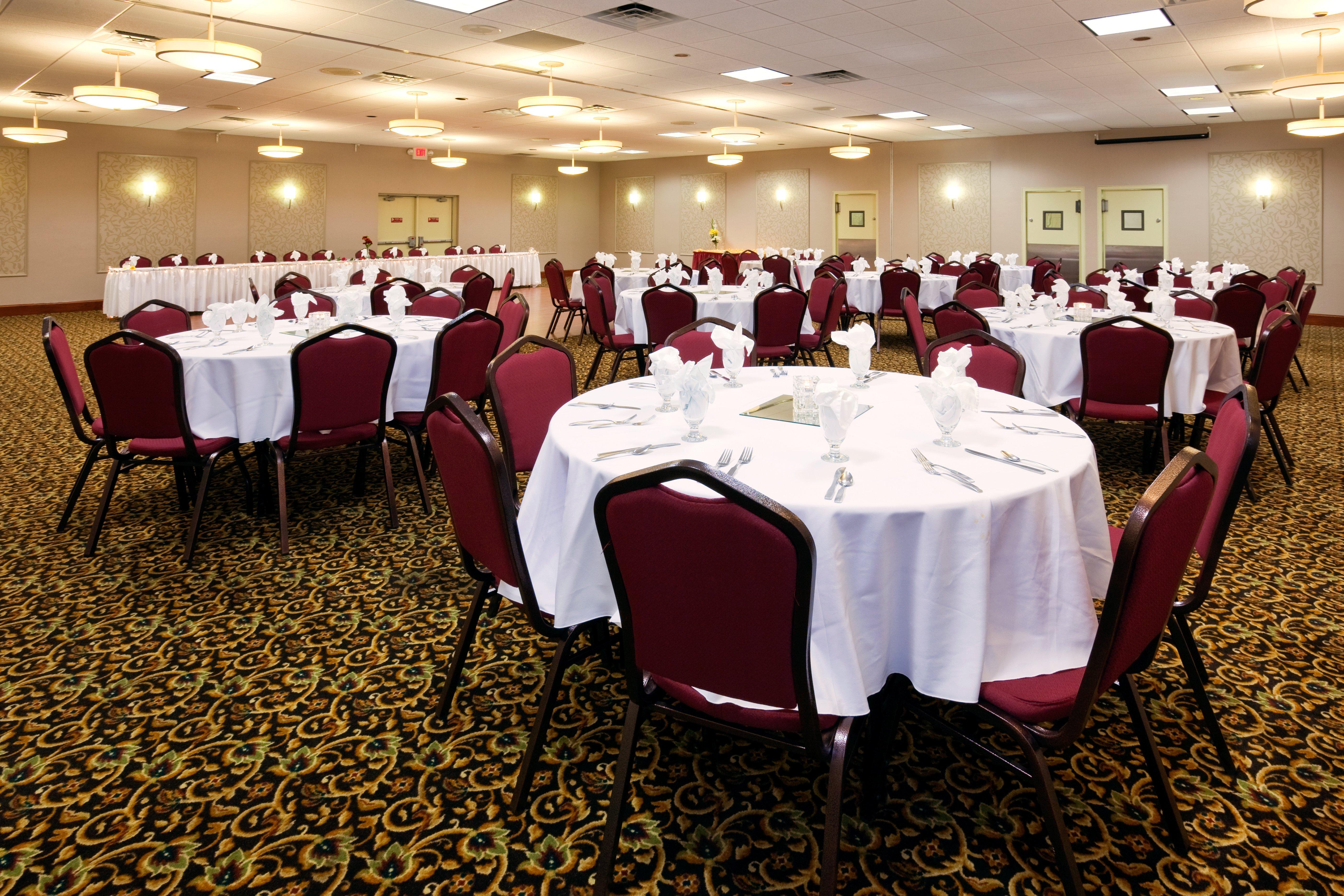 Holiday Inn Detroit Lakes By Ihg Екстериор снимка