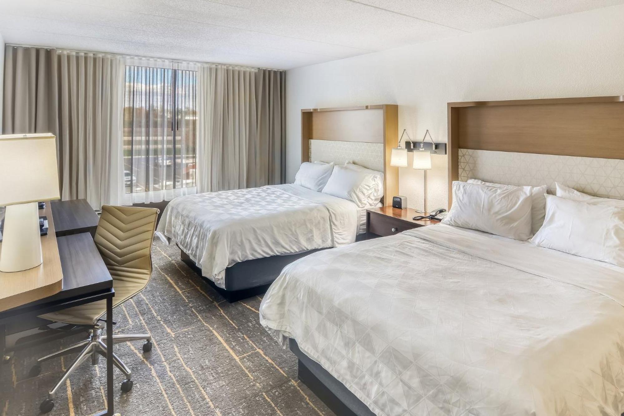 Holiday Inn Detroit Lakes By Ihg Екстериор снимка